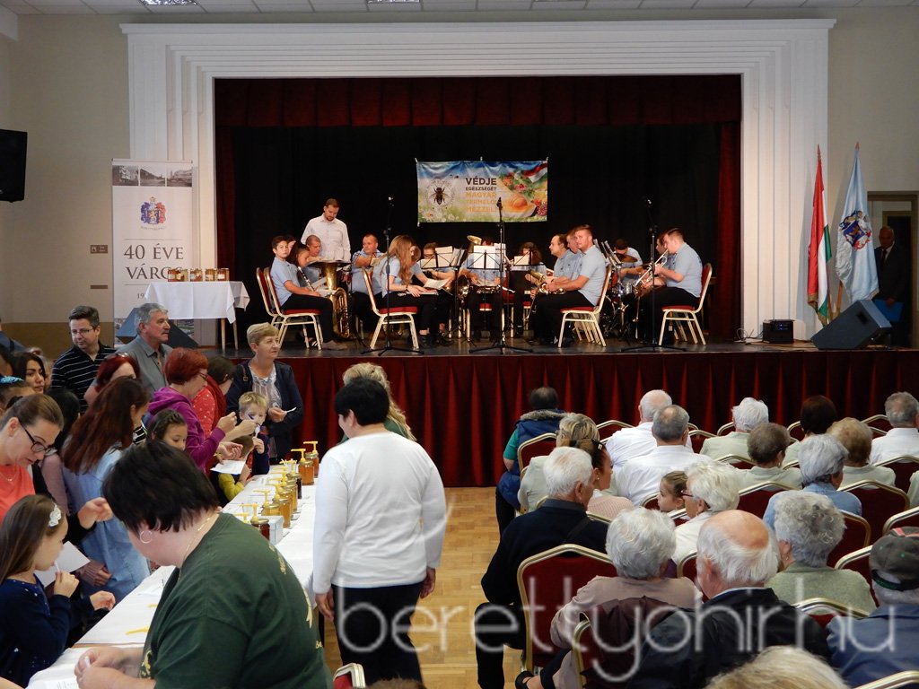 VIII. Bihari Mézes Nap 101